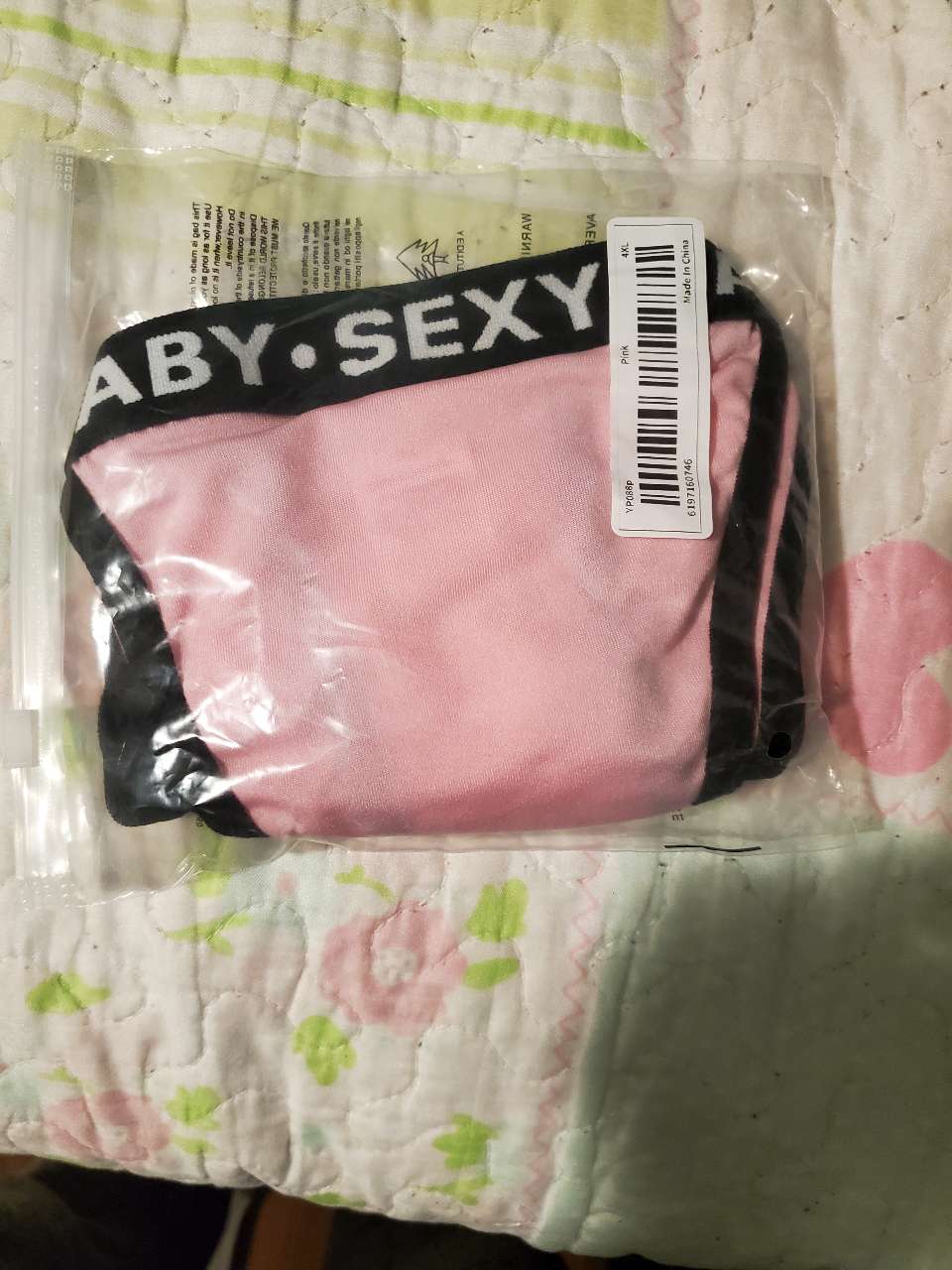 Plus Size Bra and Panty Elastic Sports Suit with Bold Letter