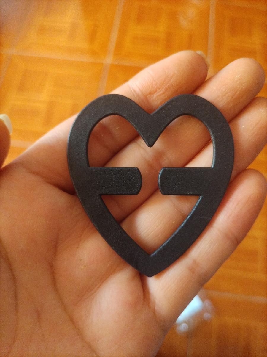 Women Bra Strap Clip Elegant Affordable Heart-Shaped