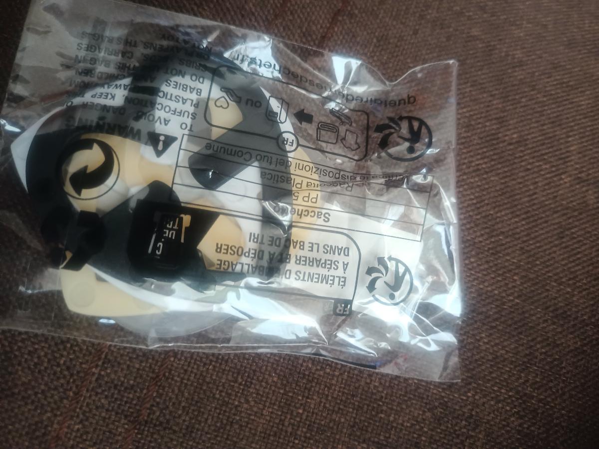 Women Bra Strap Clip Elegant Affordable Heart-Shaped