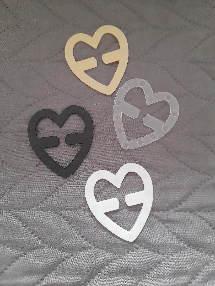 Women Bra Strap Clip Elegant Affordable Heart-Shaped