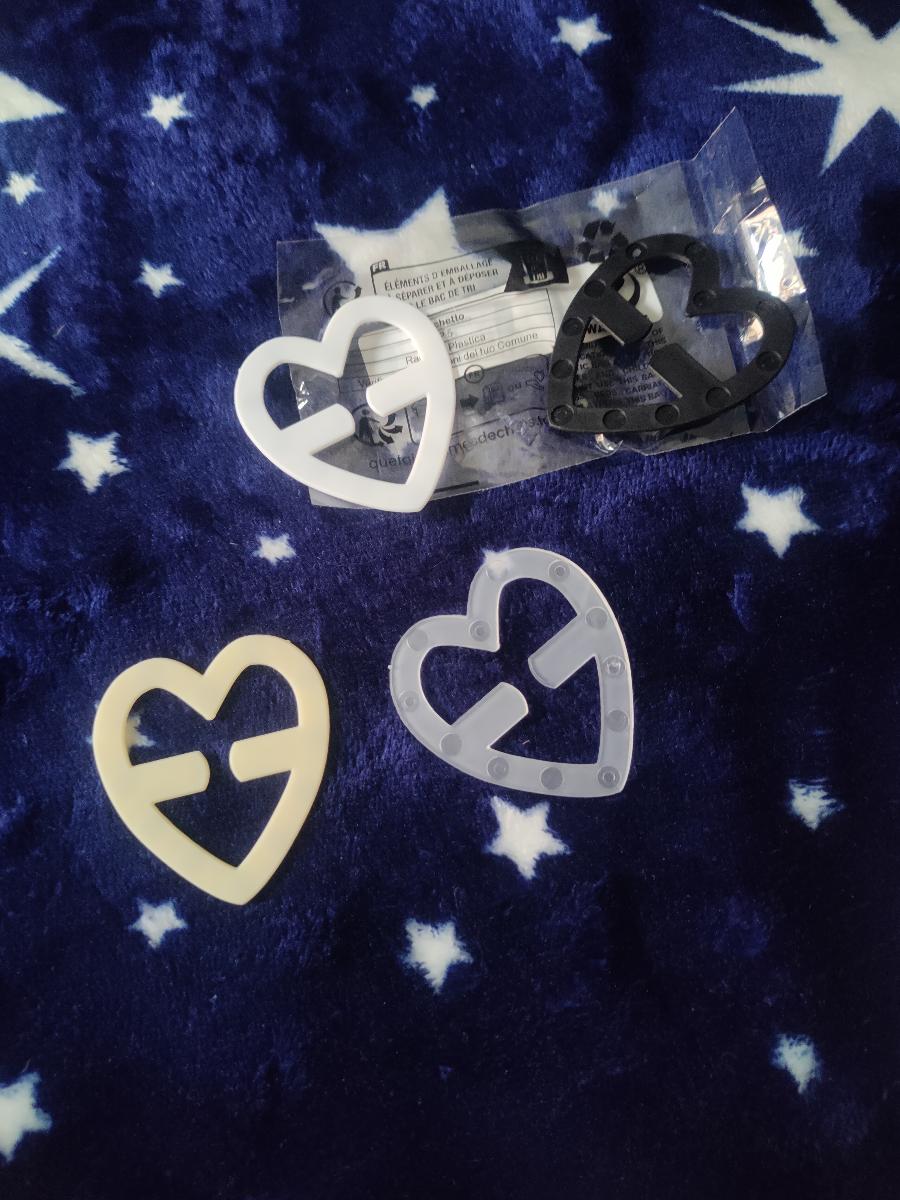 Women Bra Strap Clip Elegant Affordable Heart-Shaped