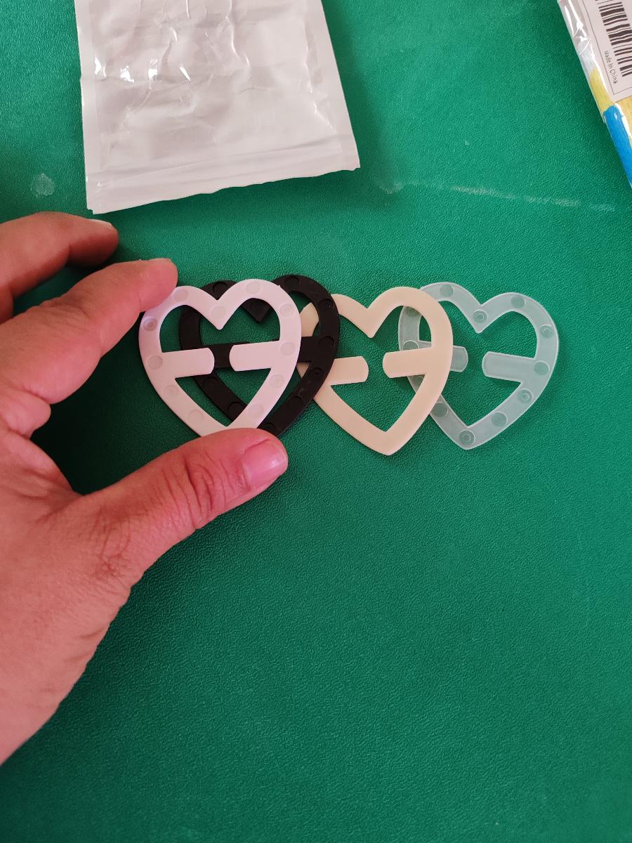 Women Bra Strap Clip Elegant Affordable Heart-Shaped