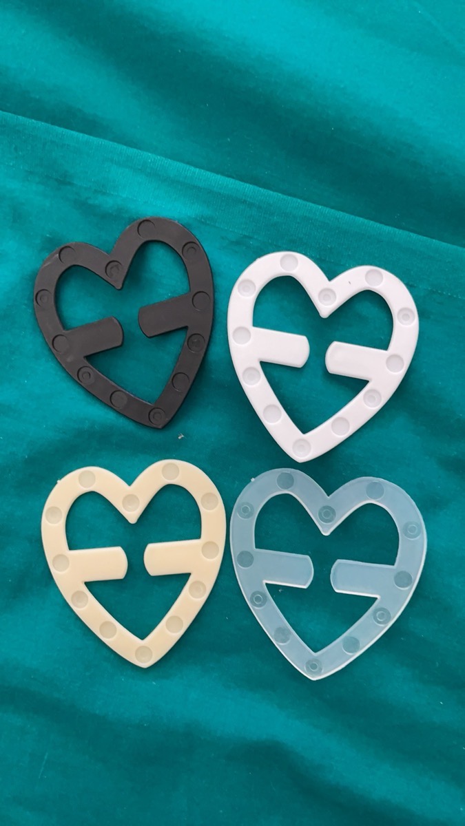 Women Bra Strap Clip Elegant Affordable Heart-Shaped