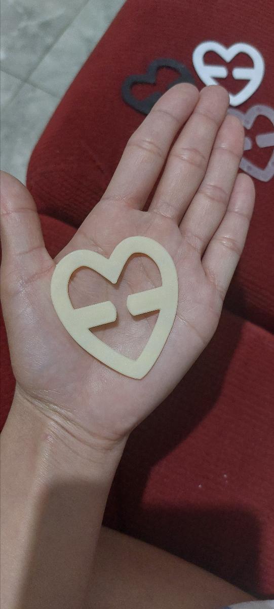 Women Bra Strap Clip Elegant Affordable Heart-Shaped