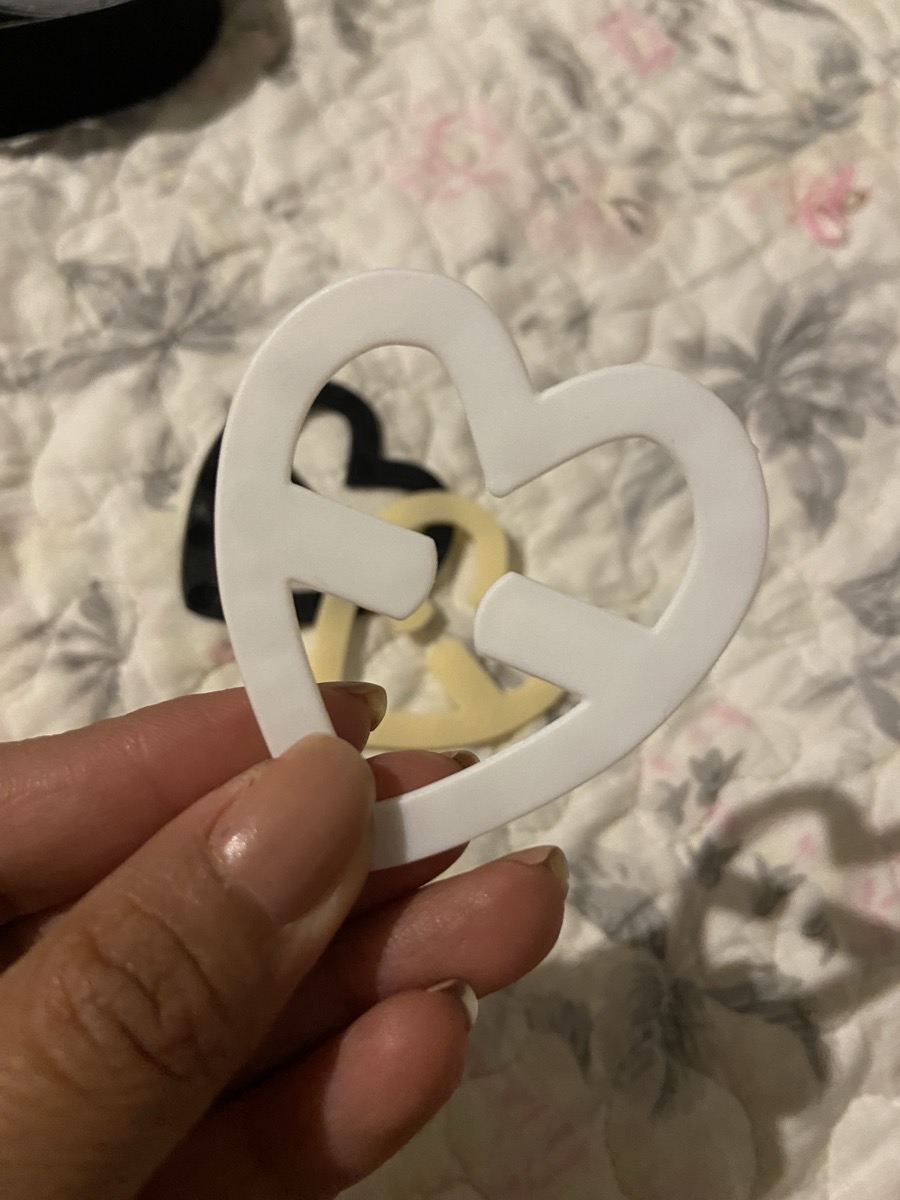 Women Bra Strap Clip Elegant Affordable Heart-Shaped