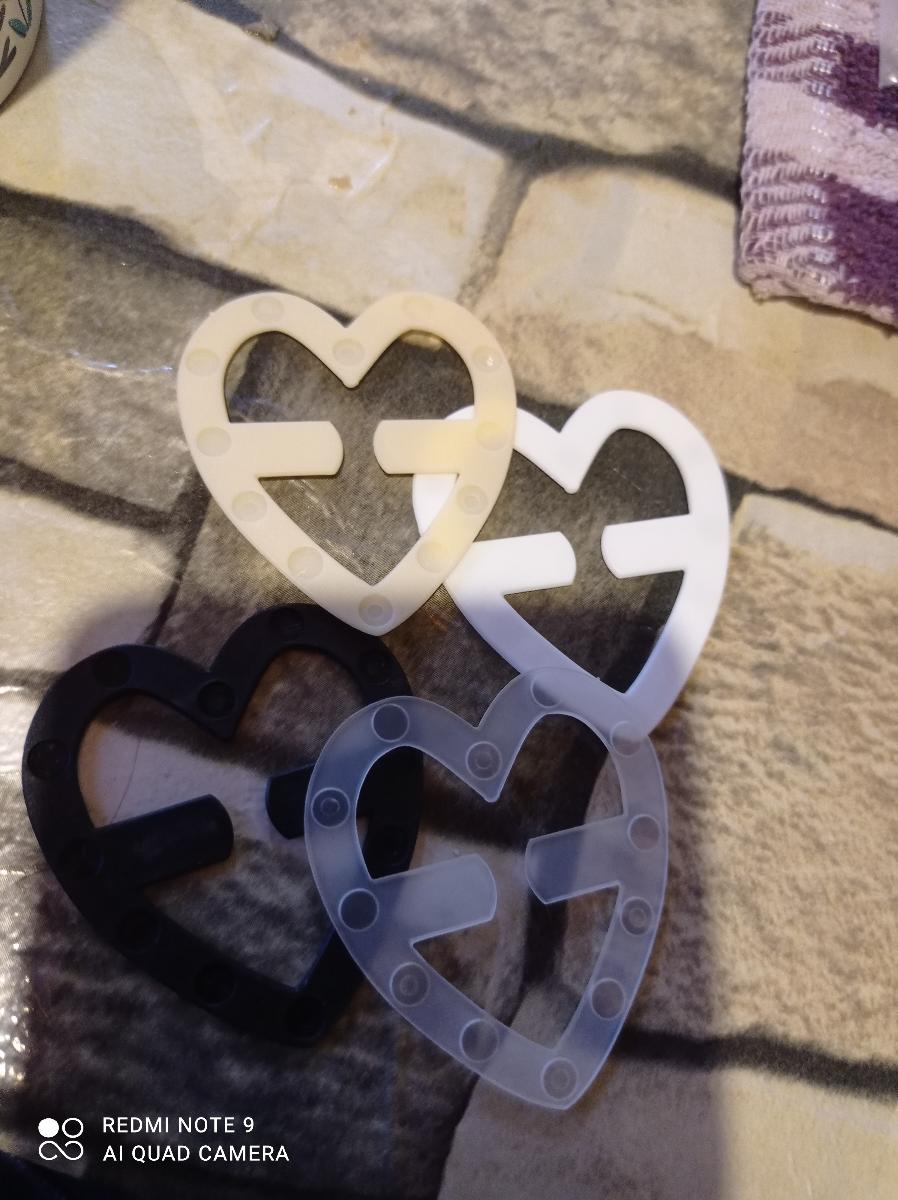 Women Bra Strap Clip Elegant Affordable Heart-Shaped