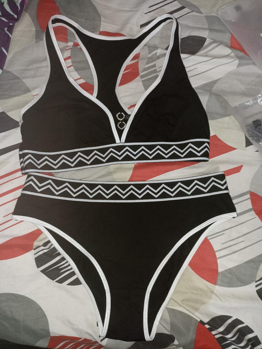 Bikini Set Bra and Panty Full-Body Matching Low-Rise