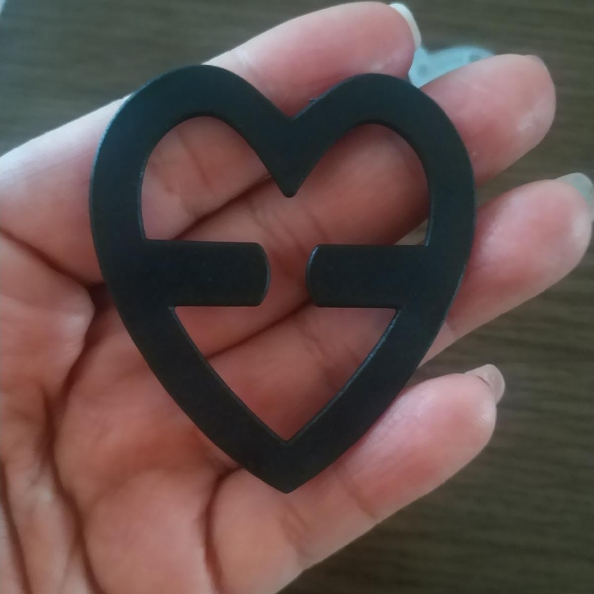 Women Bra Strap Clip Elegant Affordable Heart-Shaped