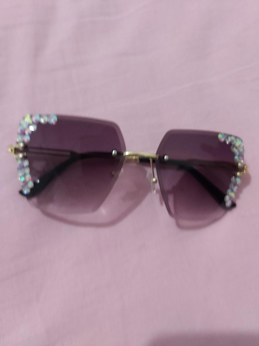 Rimless Square Glasses with a Starry
