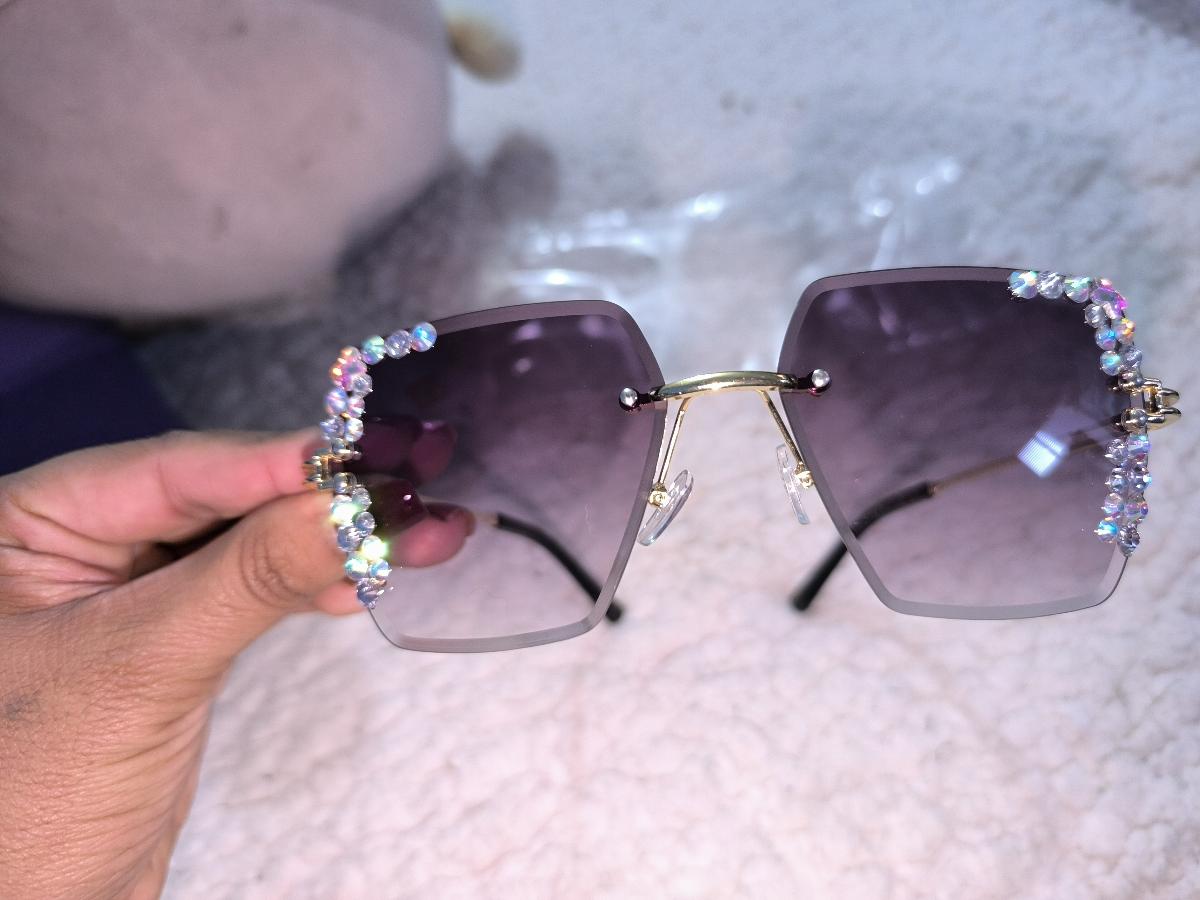 Rimless Square Glasses with a Starry