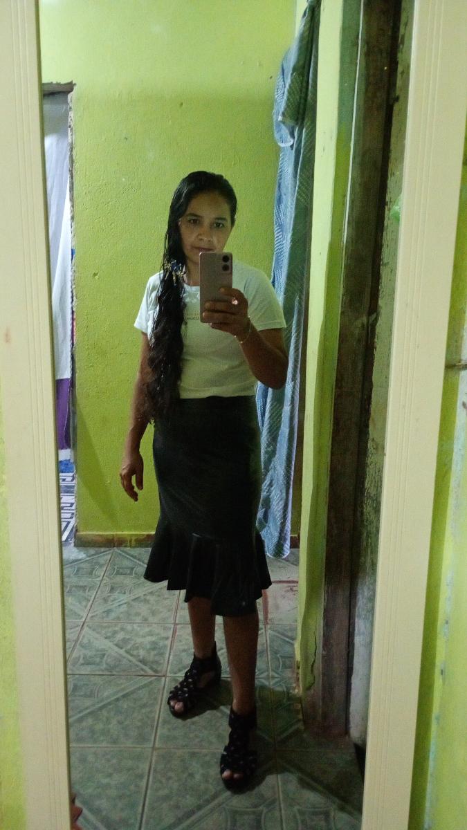 Ruffled Elegant Women Skirt Matte Black High‑Waisted Silhouette