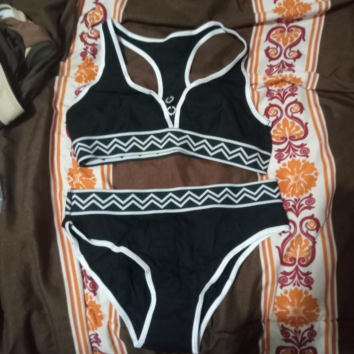 Bikini Set Bra and Panty Full-Body Matching Low-Rise