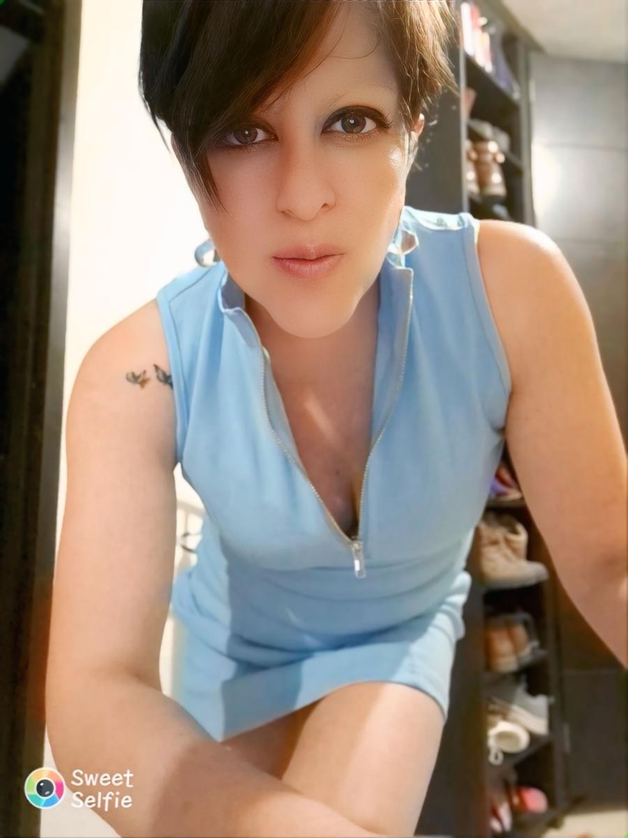 Sexy Sleeveless Bodycon Mini Dress for Women Elegant Stretchy Affordable Look for Casual Parties and Formal Events