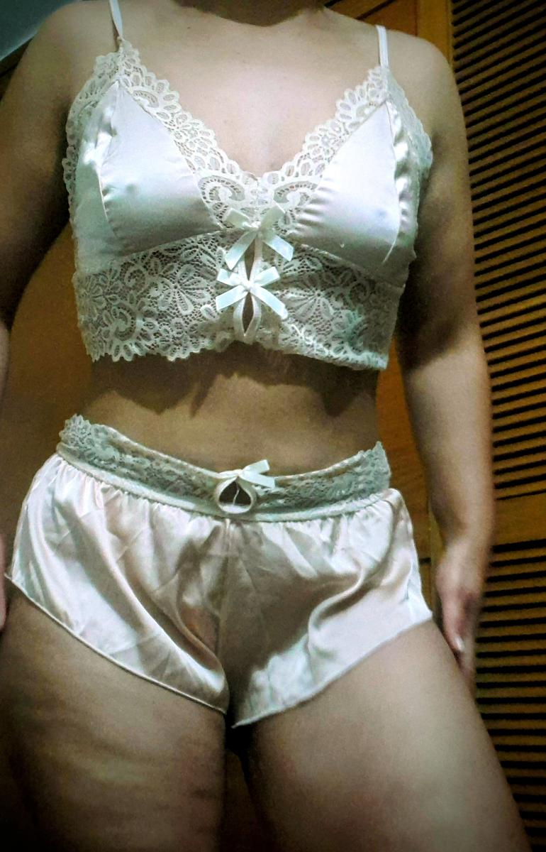 2pcs Women Shorts & Bra Set Summer Alluring Pajama Set