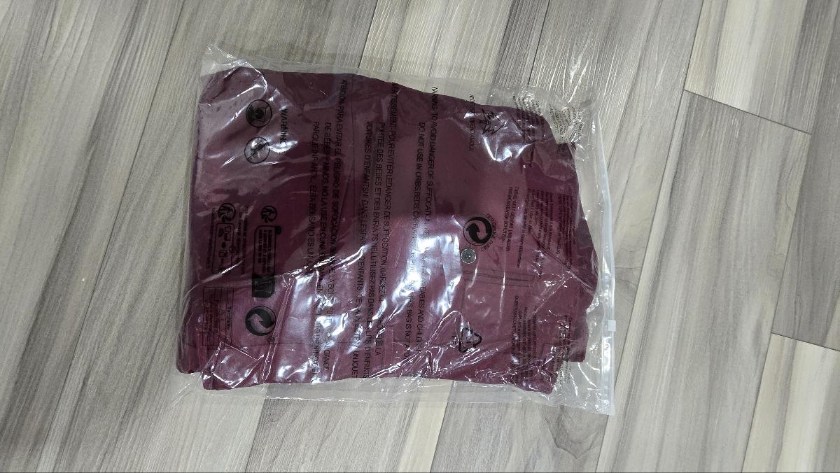 2 Piece Men Suit Set with a Amazing Single-Button Blazer