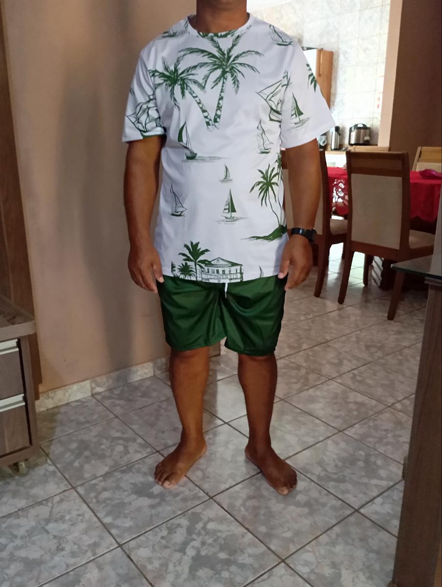 Hawaiian Print T-Shirt and Shorts Set of Two Casual Summer Outfits for Men