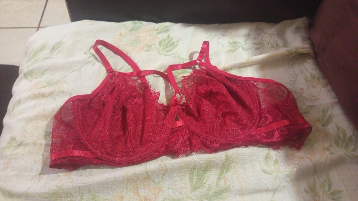 Lace Elegant Bra and Briefs Captivating Set 2-Piece Women