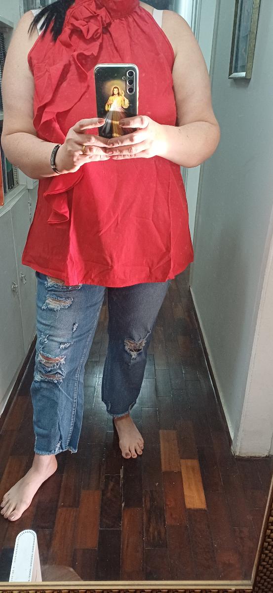 Sleeveless Blouse and Vest‑Style Floral Ruffle Collar Top