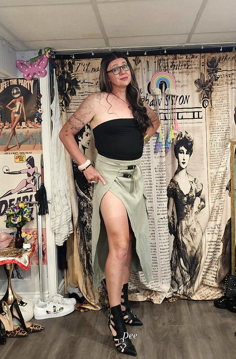 High-Waisted Asymmetrical Long Skirt with Charming Belt Women Casual