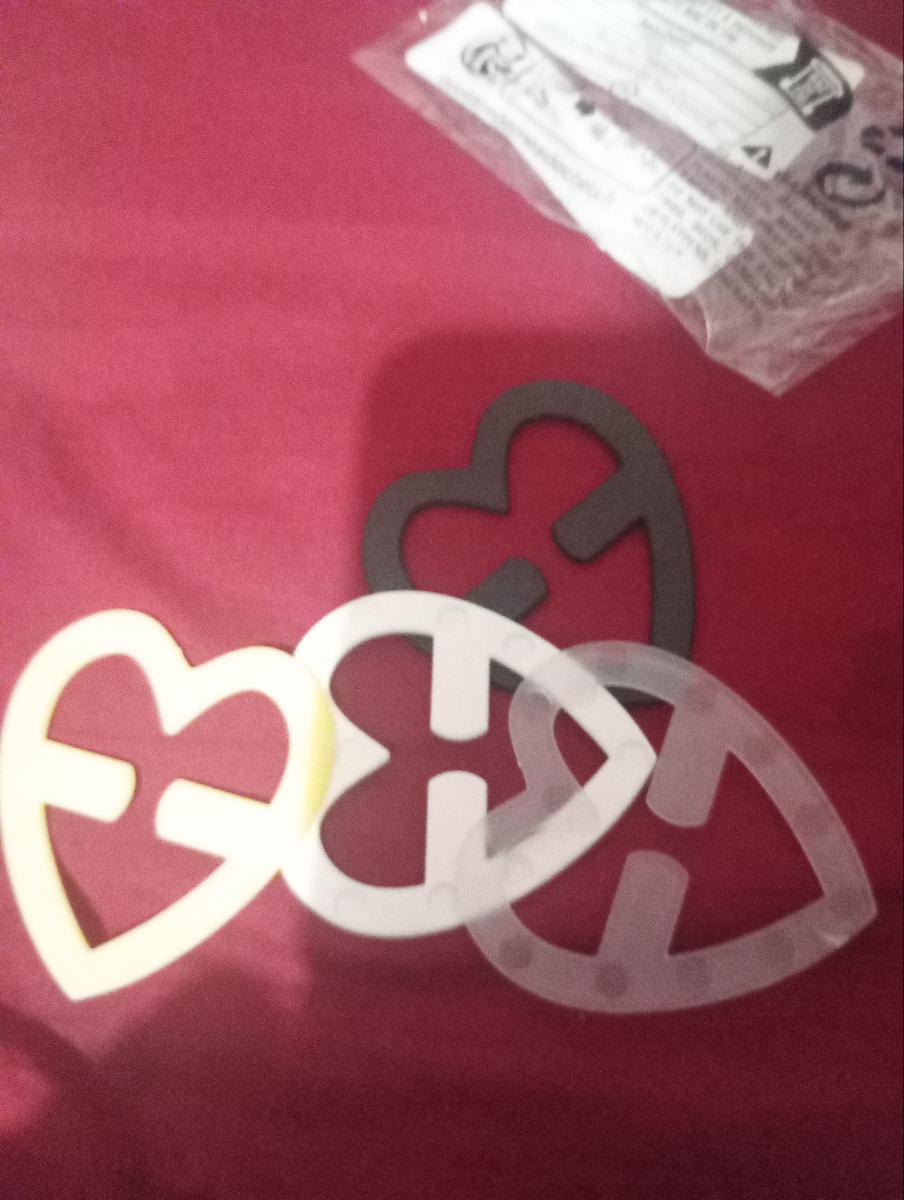 Women Bra Strap Clip Elegant Affordable Heart-Shaped