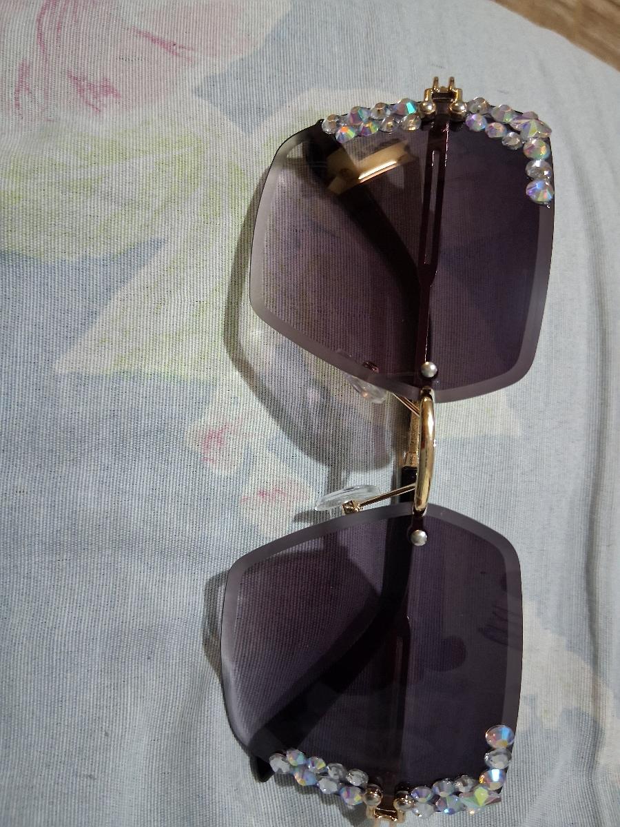 Rimless Square Glasses with a Starry