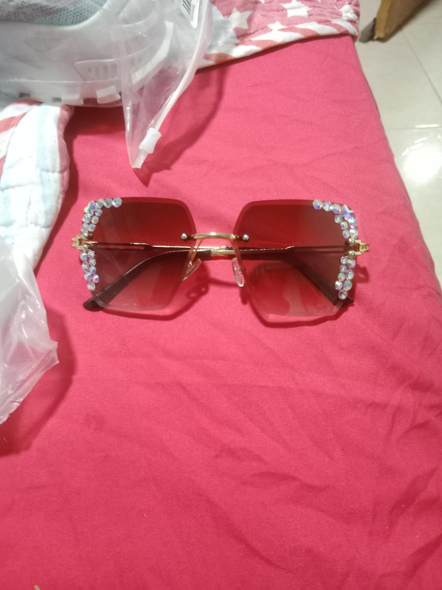 Rimless Square Glasses with a Starry