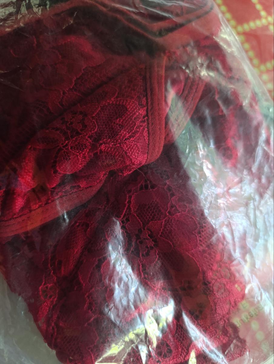 Lace Elegant Bra and Briefs Captivating Set 2-Piece Women