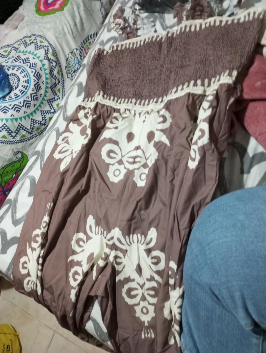 Sleeveless Jumpsuit with Wide Legs and High Waist Plush