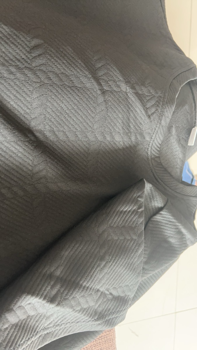 Men Casual Crew Neck T-Shirt Captivating Soft Jacquard Fabric Regular Fit