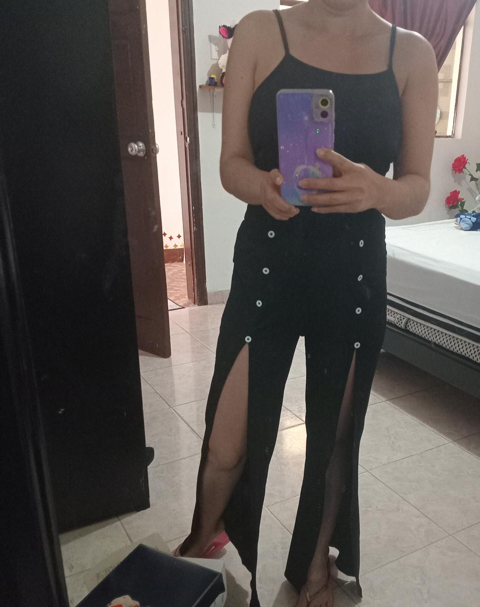 Captivating Women Long Jumpsuit Elegant Solid‑Color Design