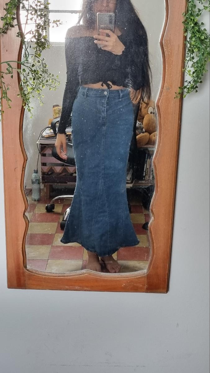 Flared Denim Maxi Skirt for Women Stylish High‑Waisted Attractive