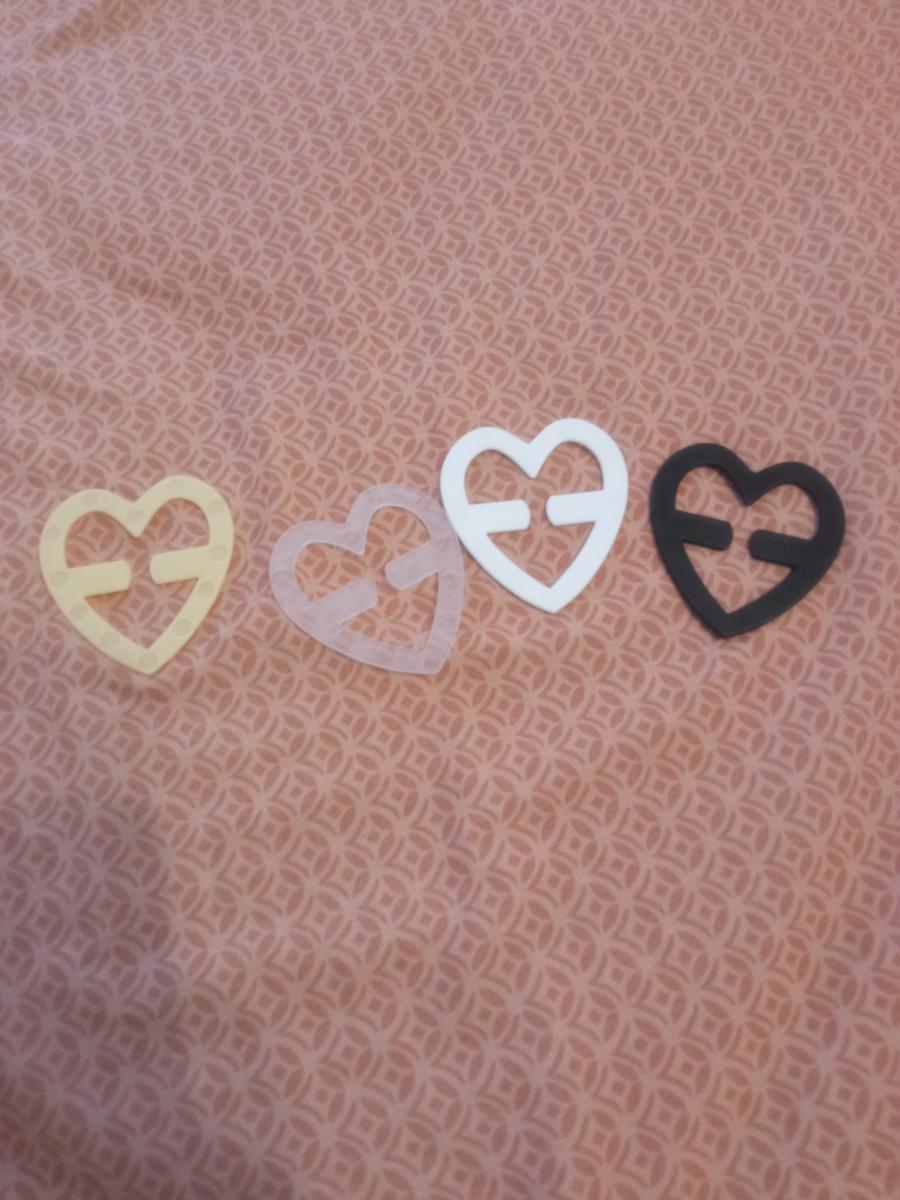 Women Bra Strap Clip Elegant Affordable Heart-Shaped