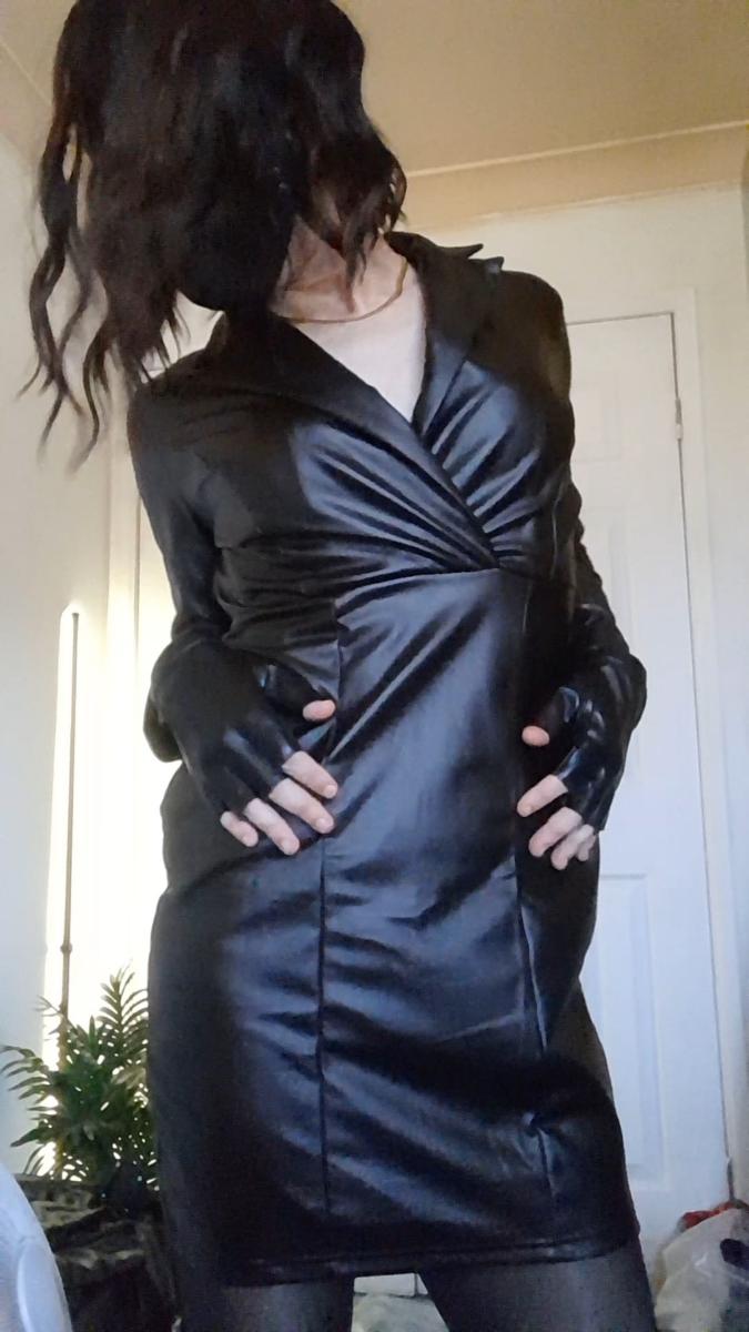 Bodycon Elegant Mini Dress for Women Alluring Long Sleeve