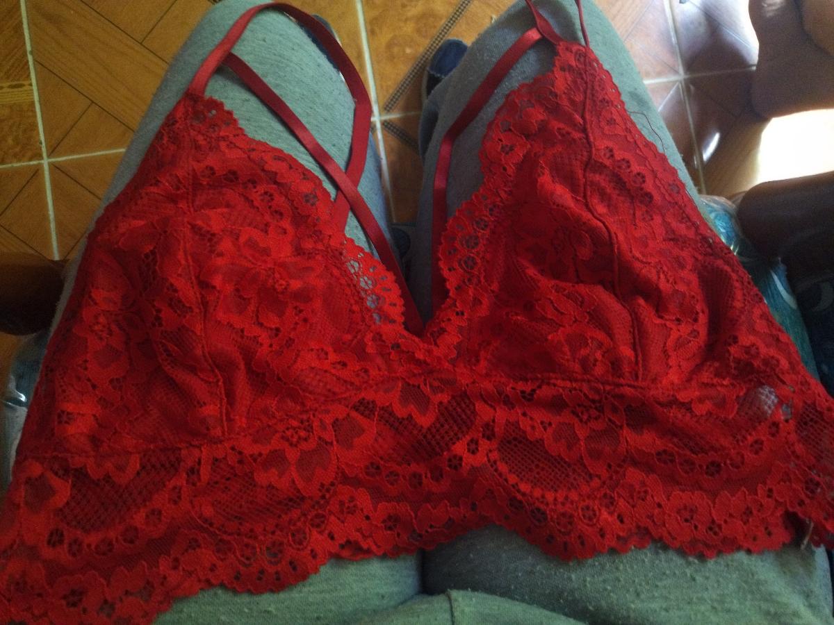 Lace Elegant Bra and Briefs Captivating Set 2-Piece Women