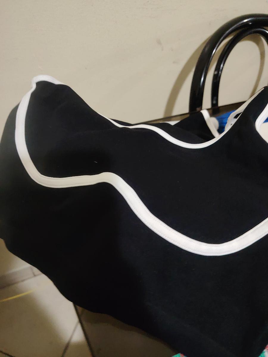 3-Piece Yoga Set with Alluring contrasting colors for women