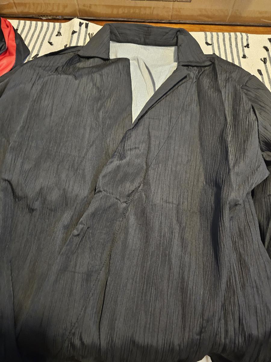 Lightweight Business Shirt for Spring and Summer with a Men’s Modern Button‑Free Design