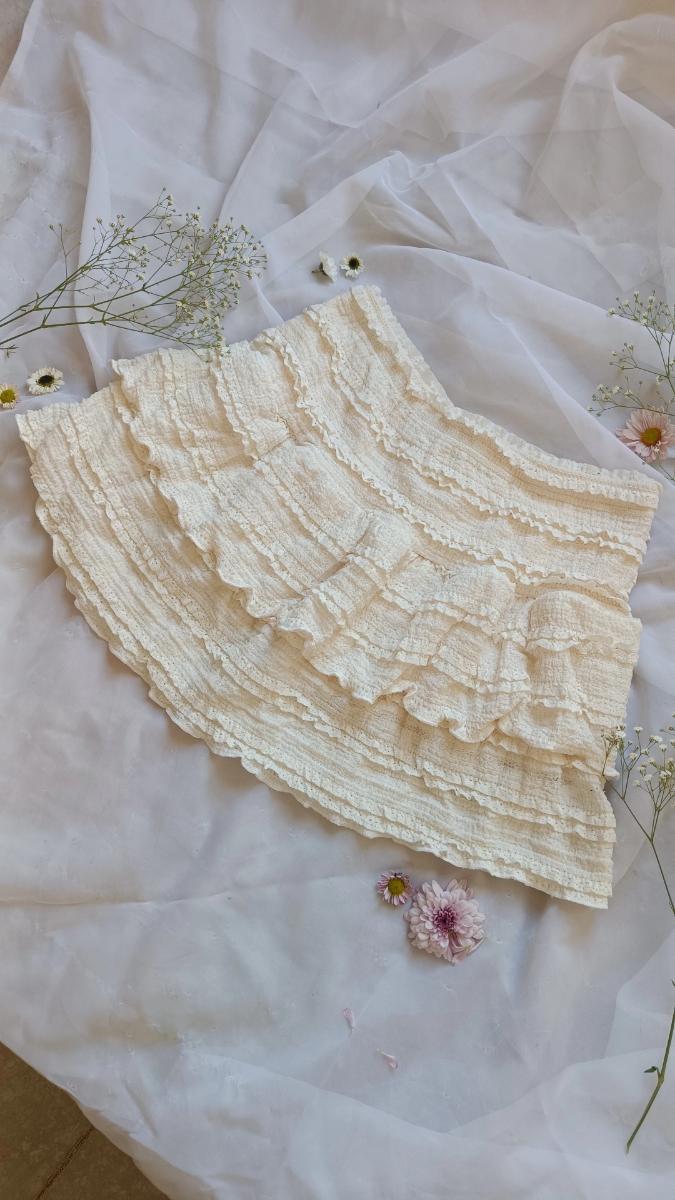 Ladies High-Waisted Mini Skirt Stylish and Comfortable Step into Bold