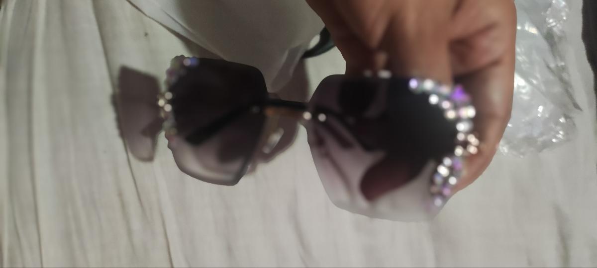 Rimless Square Glasses with a Starry