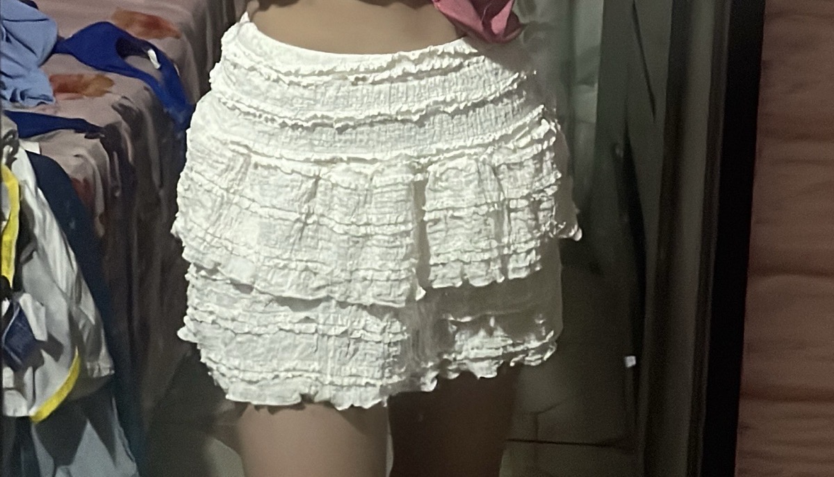 Ladies High-Waisted Mini Skirt Stylish and Comfortable Step into Bold